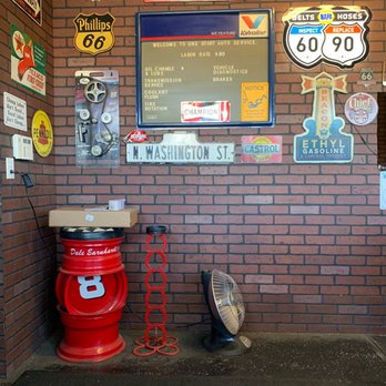 Professional mechanics at One Start Auto Service